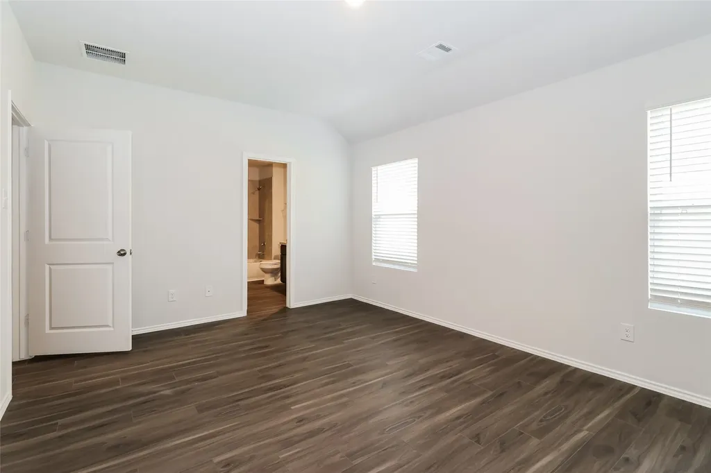 500 Woodhouse Way Everman TX 76140