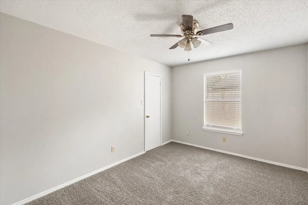 1217 Hidden Creek Drive Mansfield TX 76063