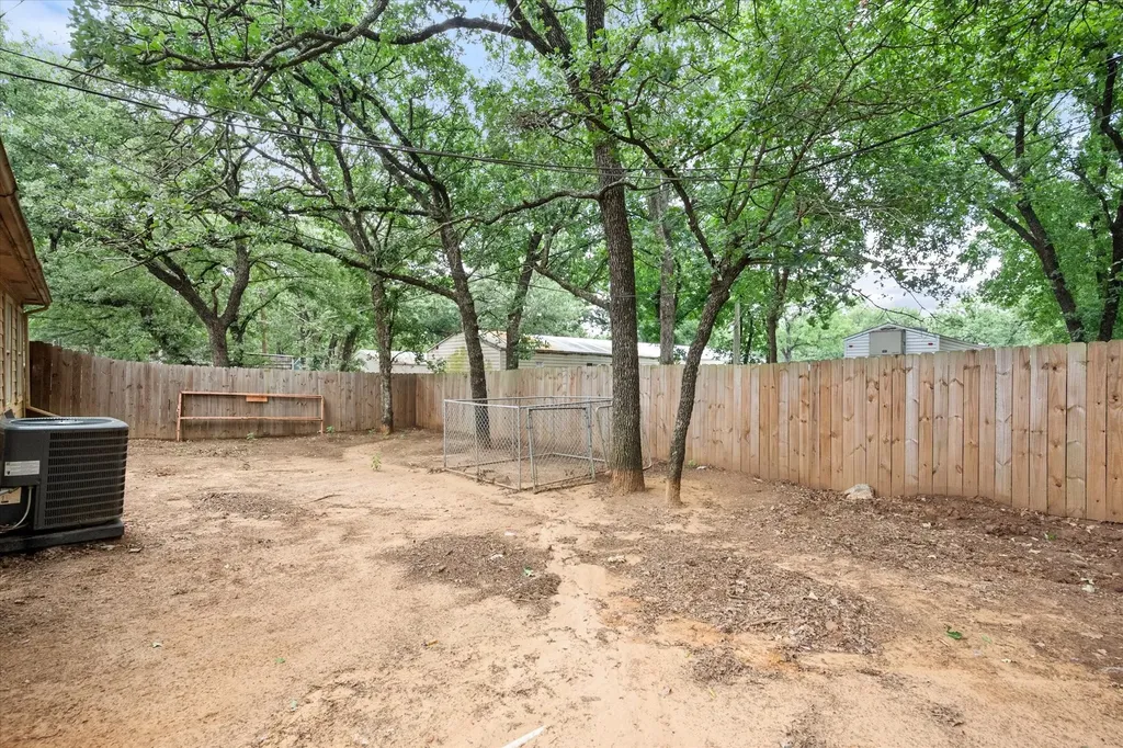 1217 Hidden Creek Drive Mansfield TX 76063