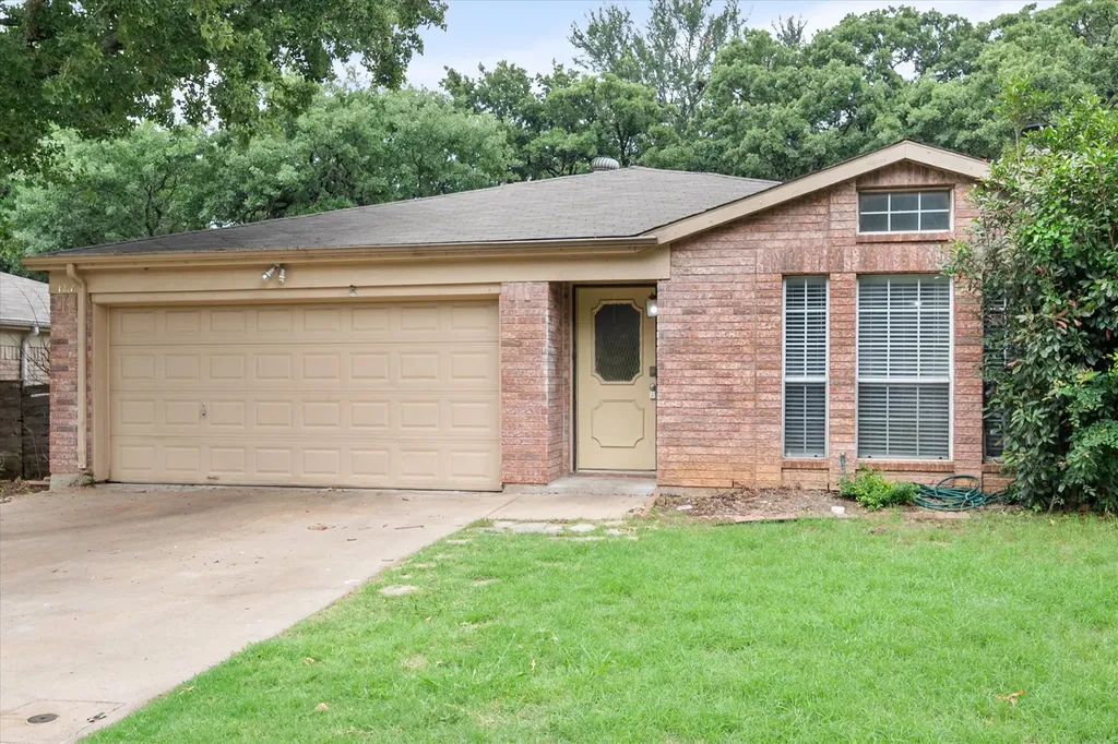 1217 Hidden Creek Drive Mansfield TX 76063
