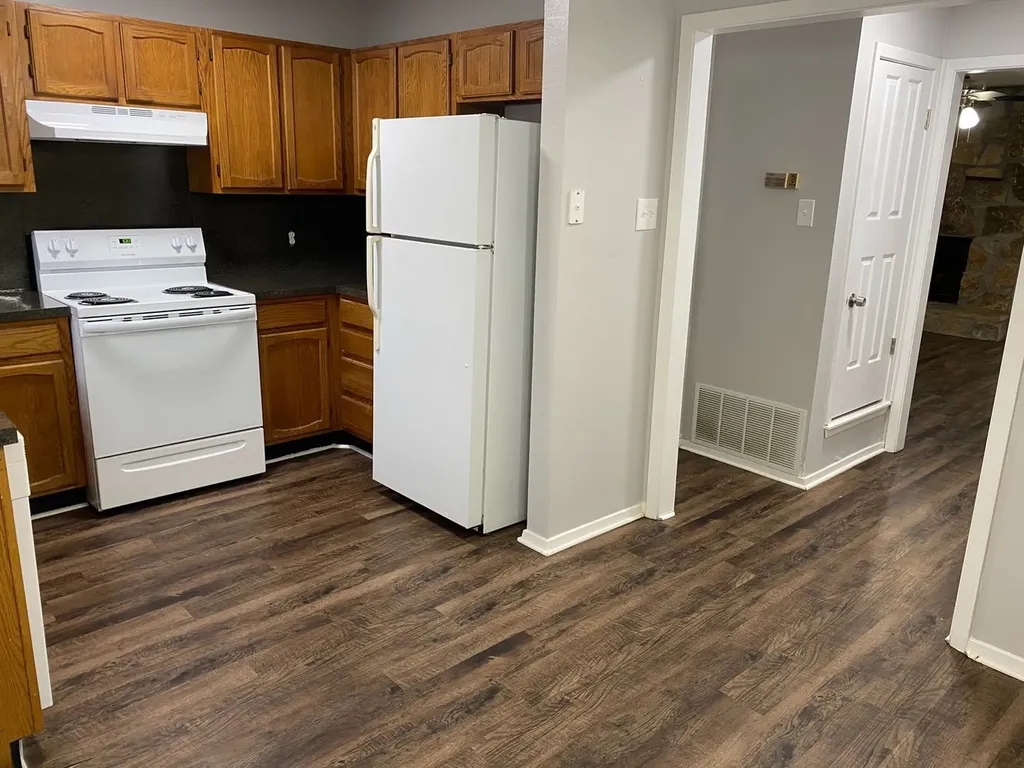 1604 Sun Valley Drive Cleburne TX 76033