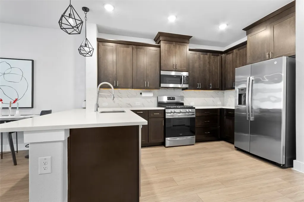 806 Trace Hawk Lane Arlington TX 76005
