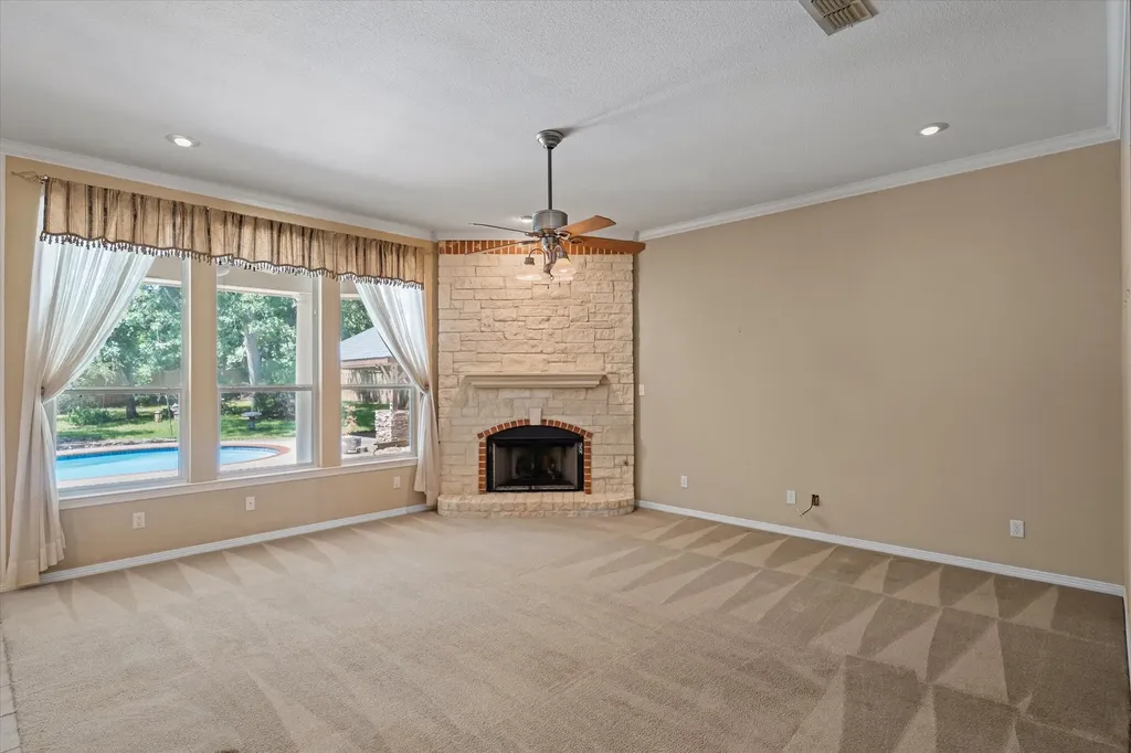 690 County Road 2310 Mineola TX 75773