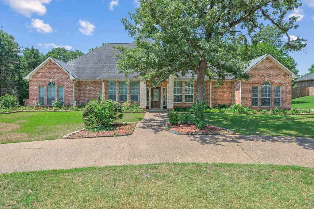 690 County Road 2310 Mineola TX 75773