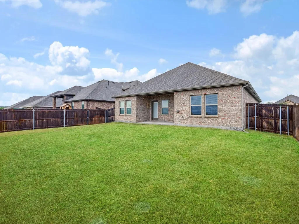 308 Bailey Way Caddo Mills TX 75135