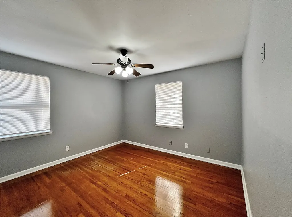 714 Cranbrook Lane Grand Prairie TX 75052