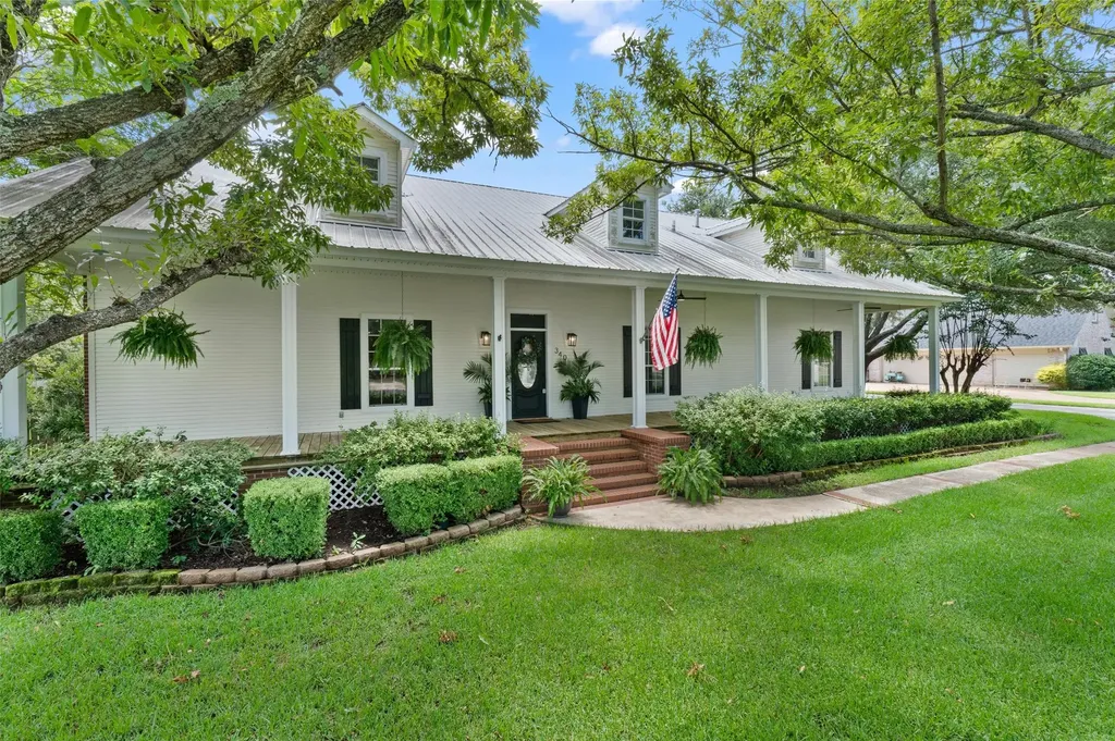 340 Hunters Hollow Bossier City LA 71111