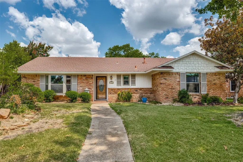 530 Parkview Lane Richardson TX 75080