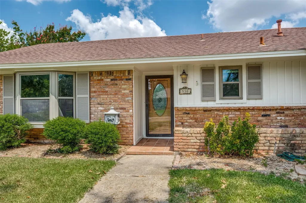530 Parkview Lane Richardson TX 75080