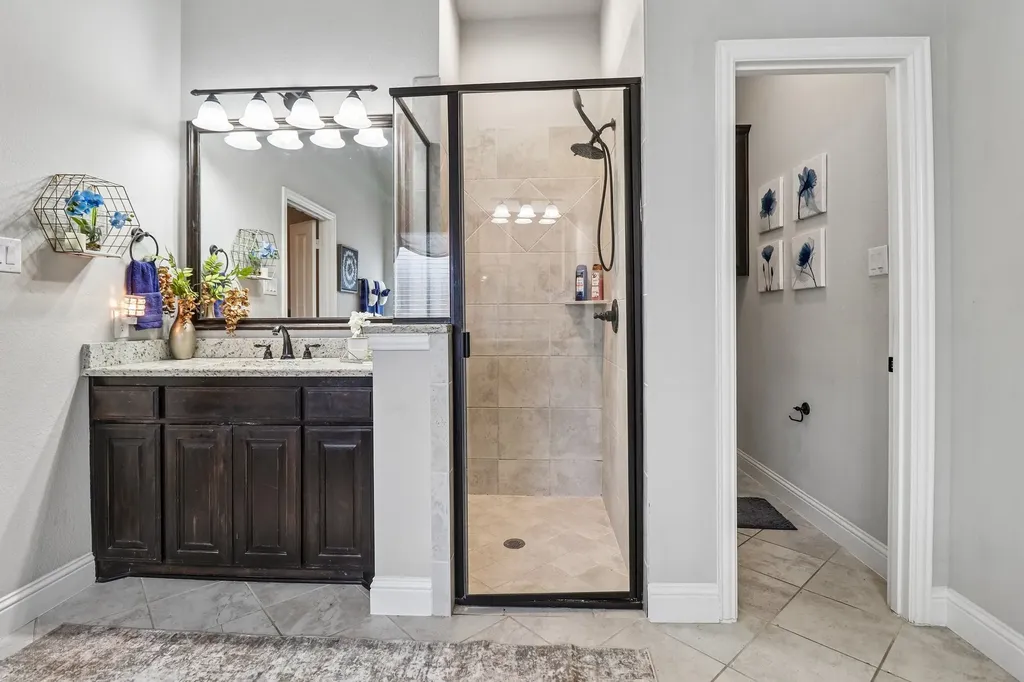 217 Wisteria Way Red Oak TX 75154