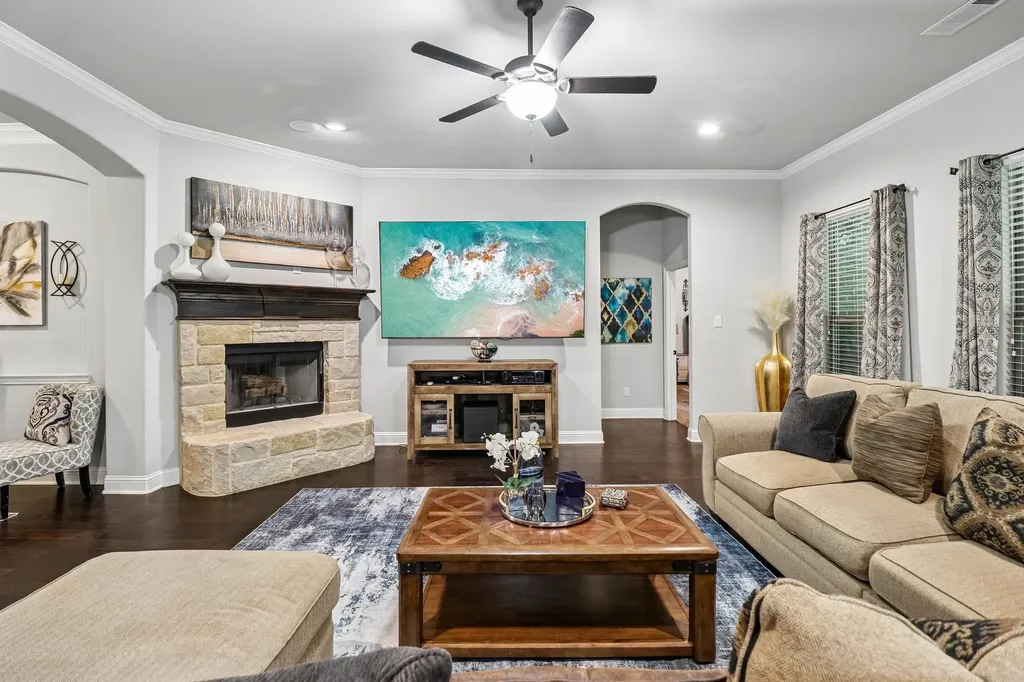 217 Wisteria Way Red Oak TX 75154