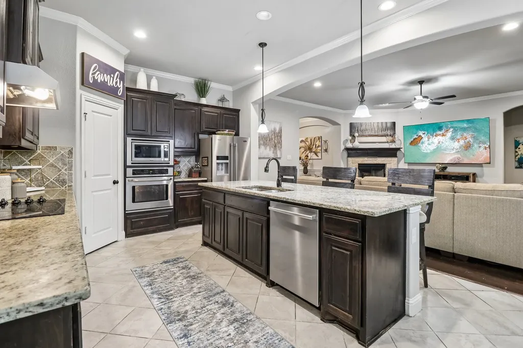 217 Wisteria Way Red Oak TX 75154