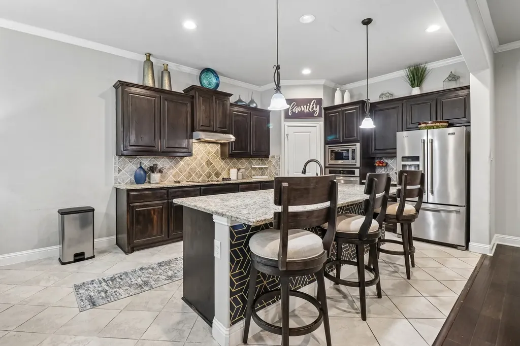 217 Wisteria Way Red Oak TX 75154