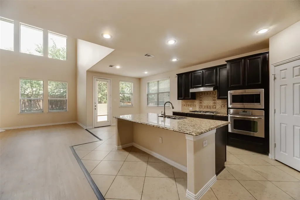 415 San Marcos Drive Irving TX 75039