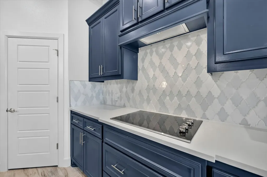 1729 River Bend Road Burleson TX 76028