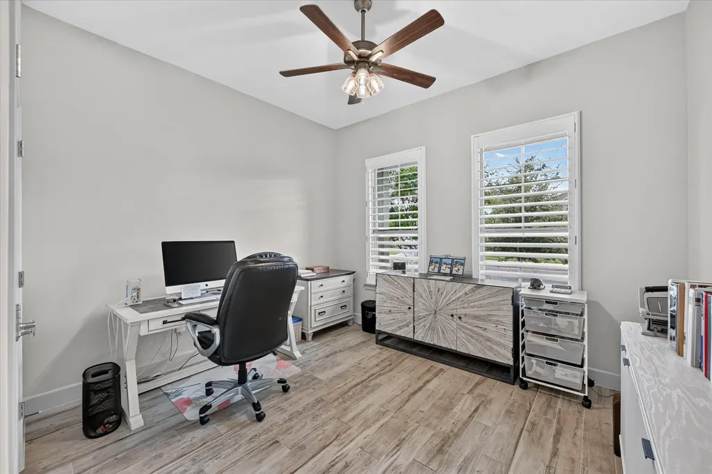 1729 River Bend Road Burleson TX 76028