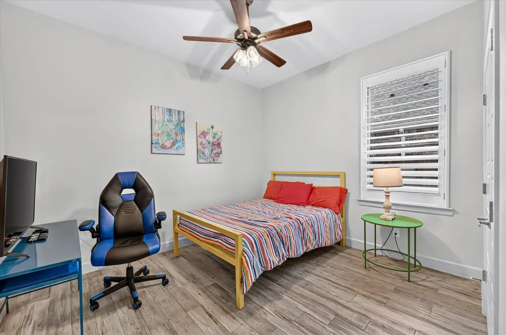 1729 River Bend Road Burleson TX 76028