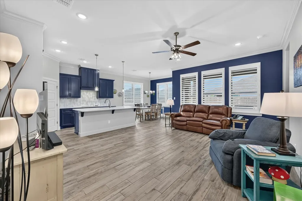 1729 River Bend Road Burleson TX 76028
