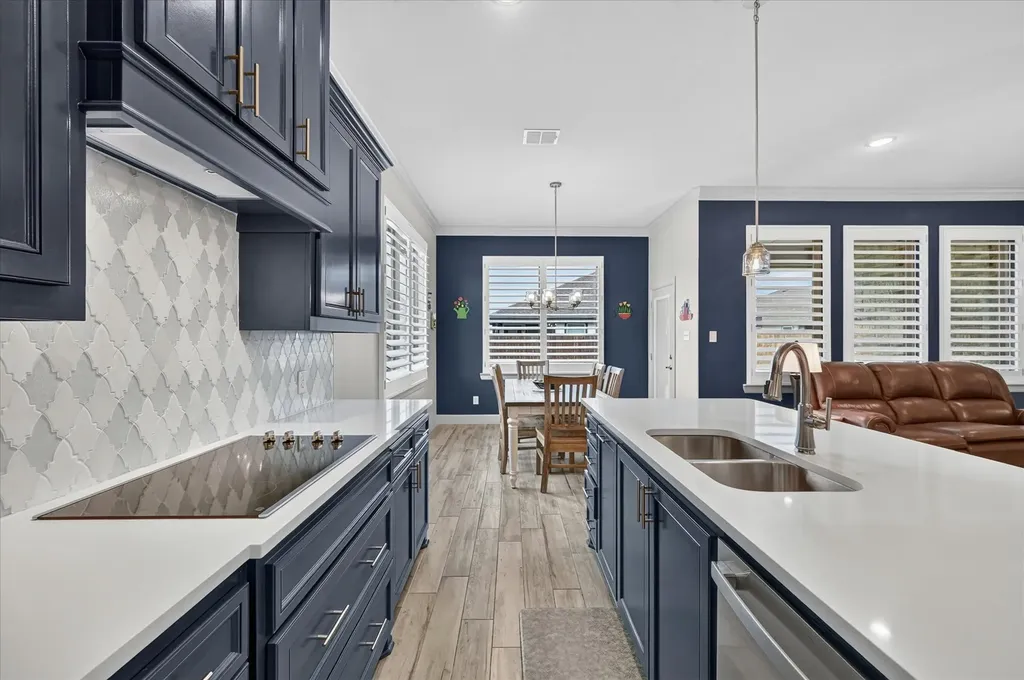 1729 River Bend Road Burleson TX 76028