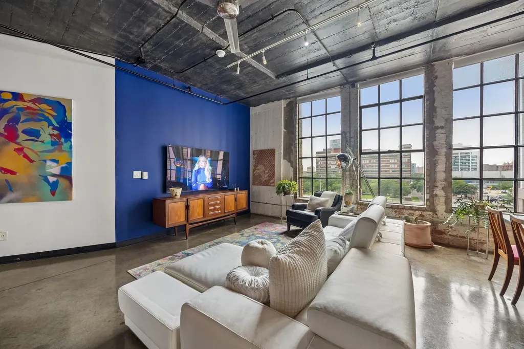 1122 Jackson Street Dallas TX 75202