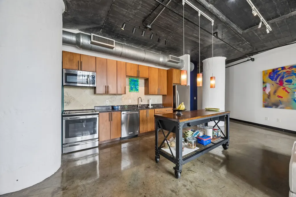 1122 Jackson Street Dallas TX 75202