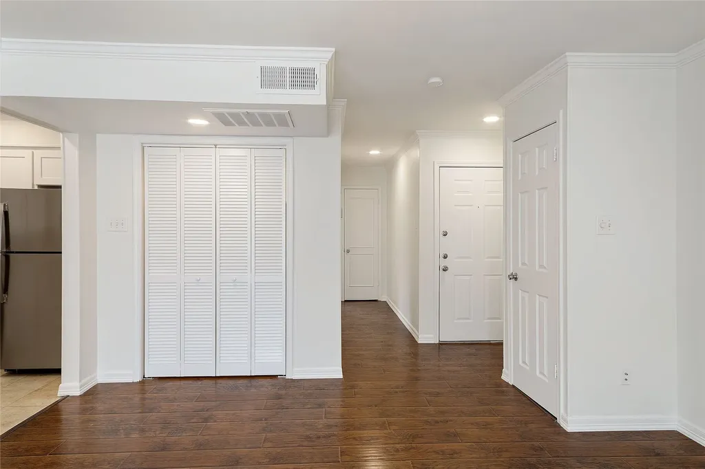 5881 Preston View Boulevard Dallas TX 75240