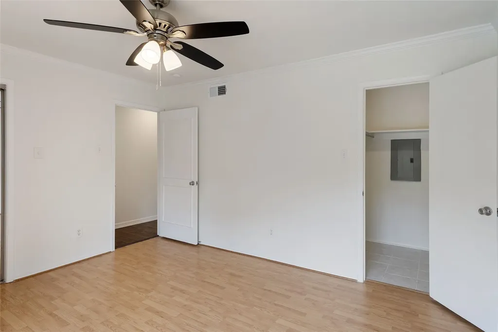 5881 Preston View Boulevard Dallas TX 75240