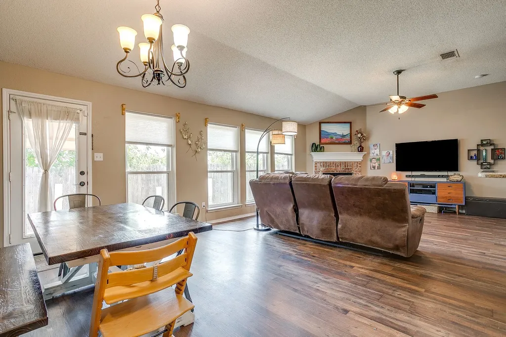 9425 Carson Ranch Road Crowley TX 76036