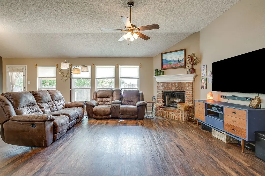 9425 Carson Ranch Road Crowley TX 76036