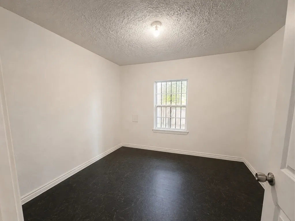 1309 S Riverside Drive Fort Worth TX 76104