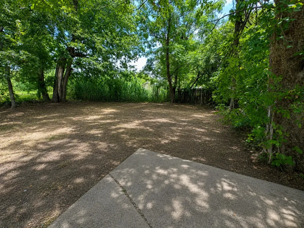 1309 S Riverside Drive Fort Worth TX 76104