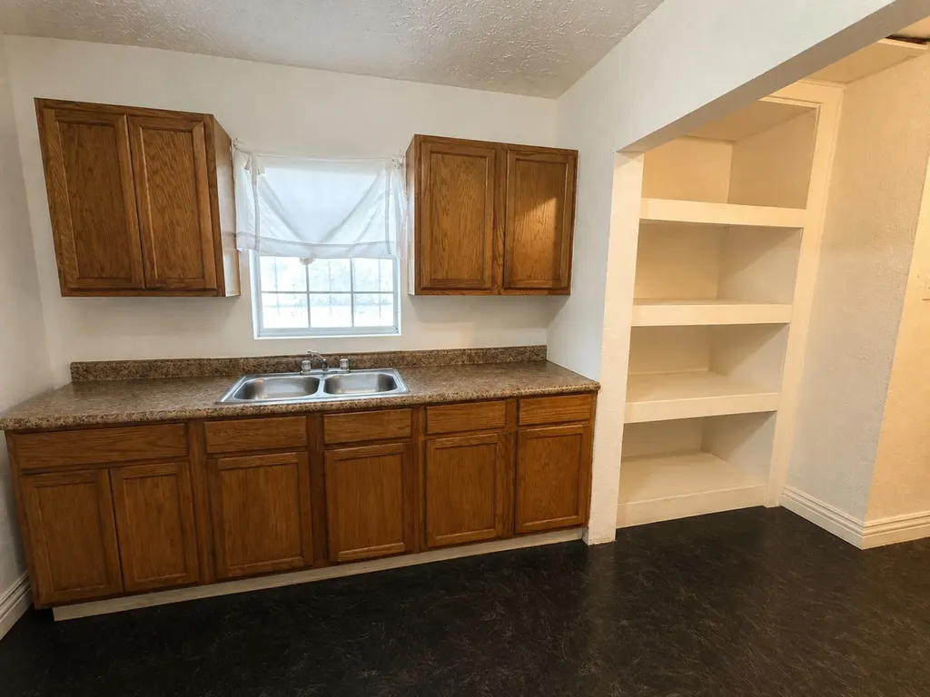 1309 S Riverside Drive Fort Worth TX 76104