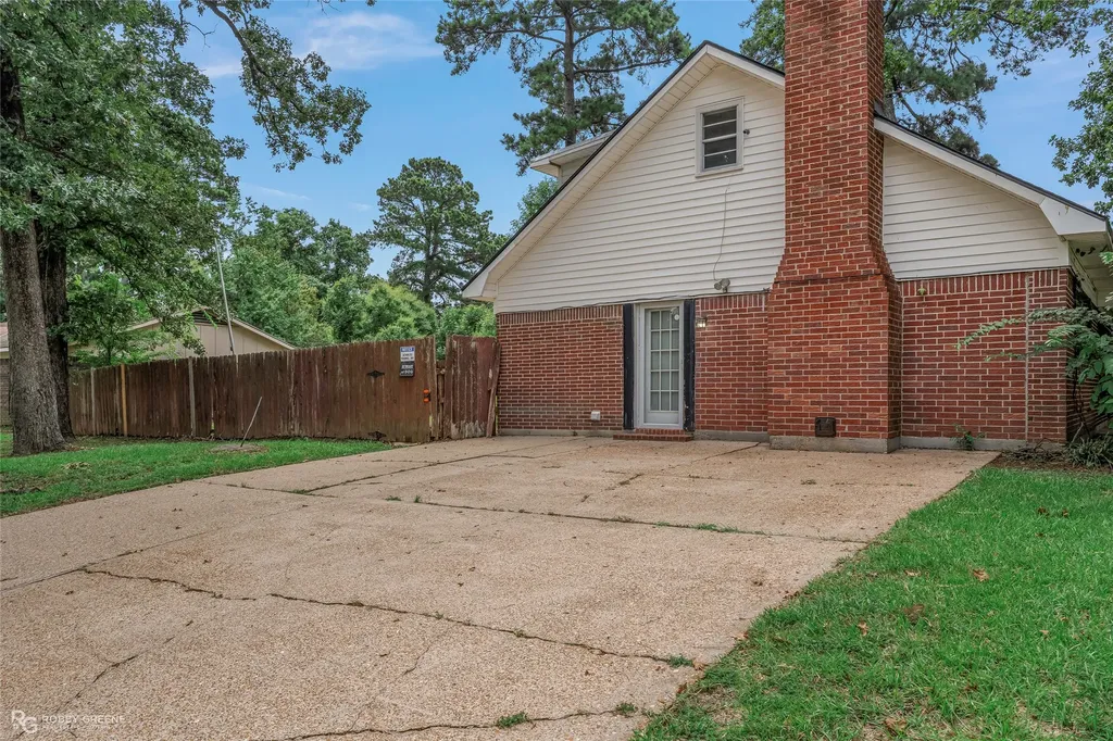 9403 Wardlow Street Shreveport LA 71106