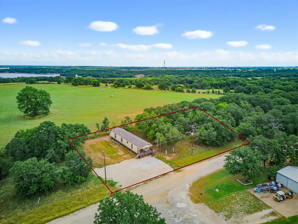 116 Taos Trail Nocona TX 76255