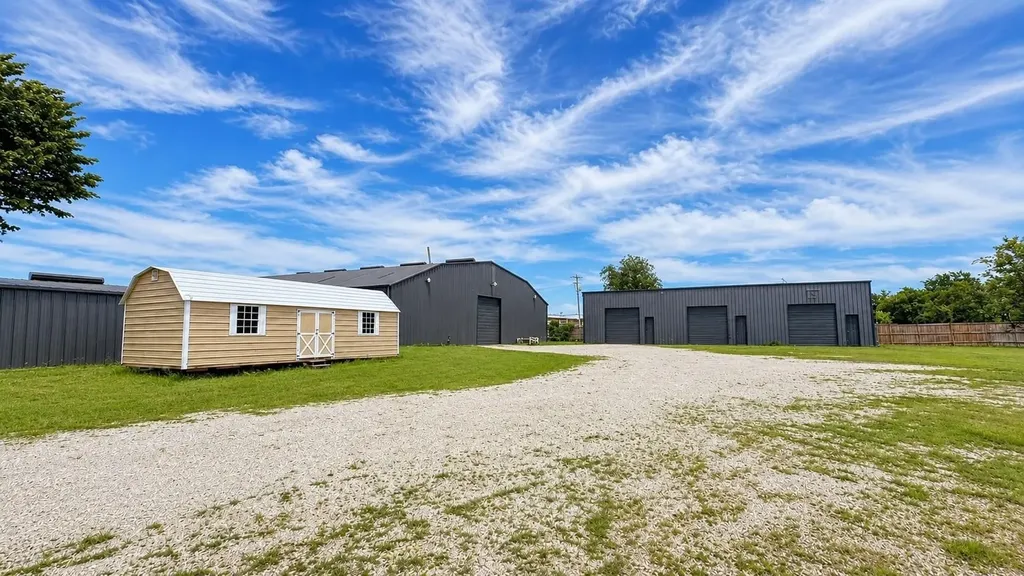 111 Frontier Drive Quinlan TX 75474