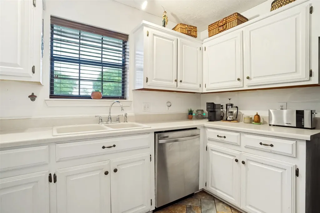3511 County Road 1108 Celeste TX 75423