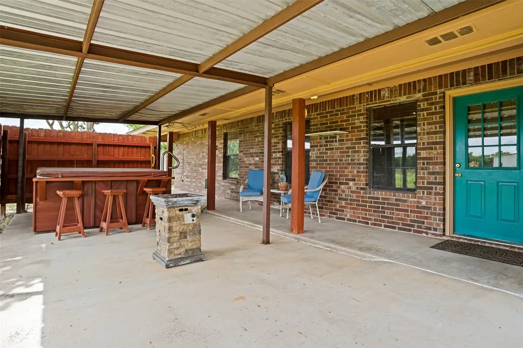 3511 County Road 1108 Celeste TX 75423