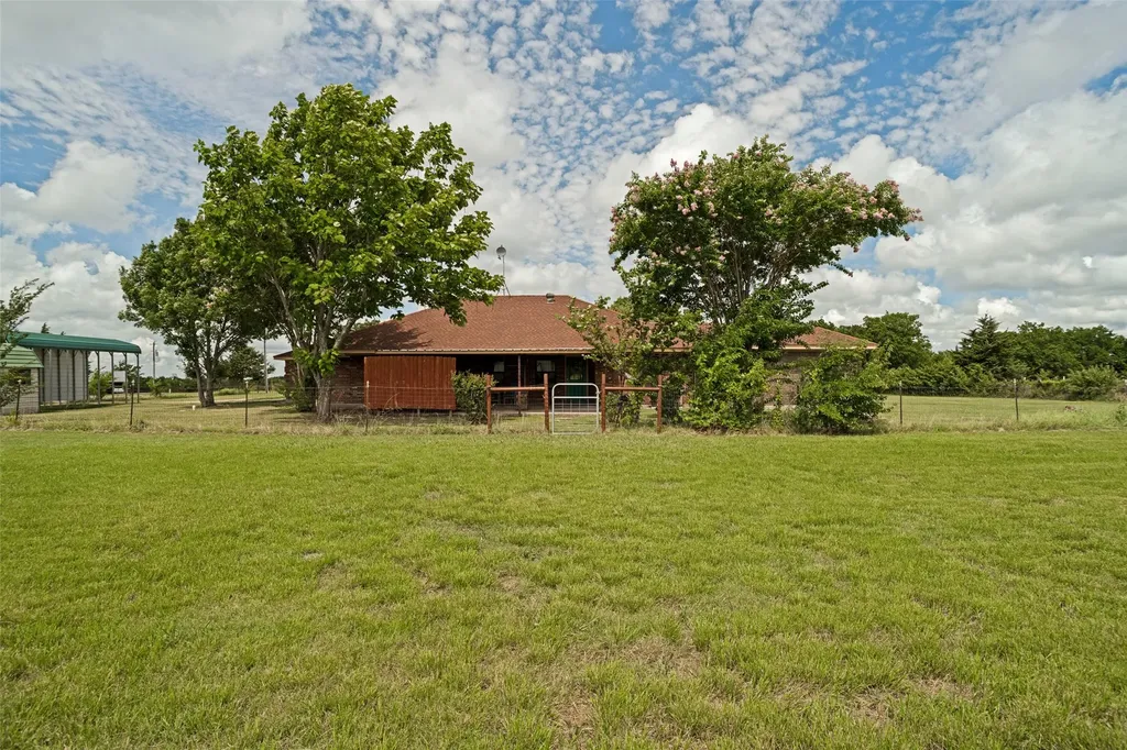 3511 County Road 1108 Celeste TX 75423