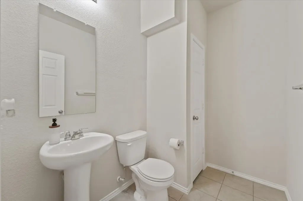 824 Lemongrass Court Fort Worth TX 76131