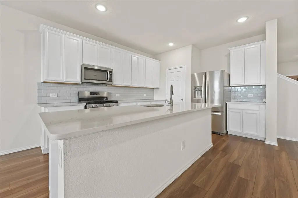 824 Lemongrass Court Fort Worth TX 76131
