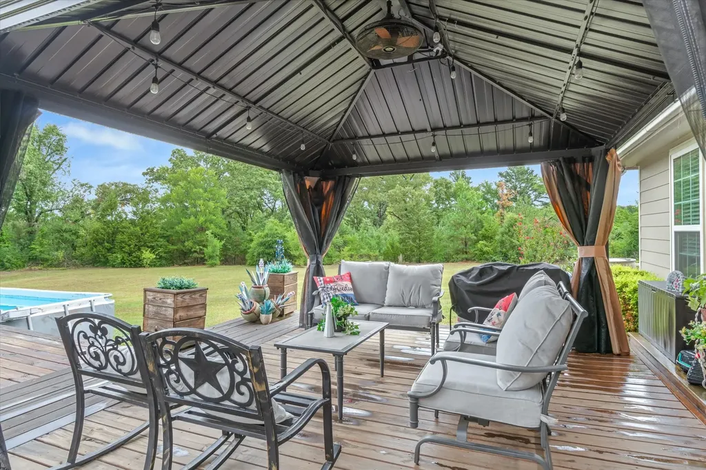 16775 State Highway 64 Ben Wheeler TX 75754