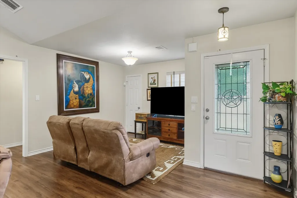 16775 State Highway 64 Ben Wheeler TX 75754