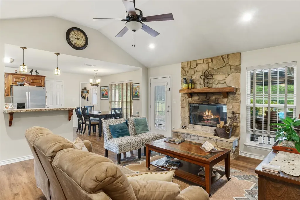 16775 State Highway 64 Ben Wheeler TX 75754