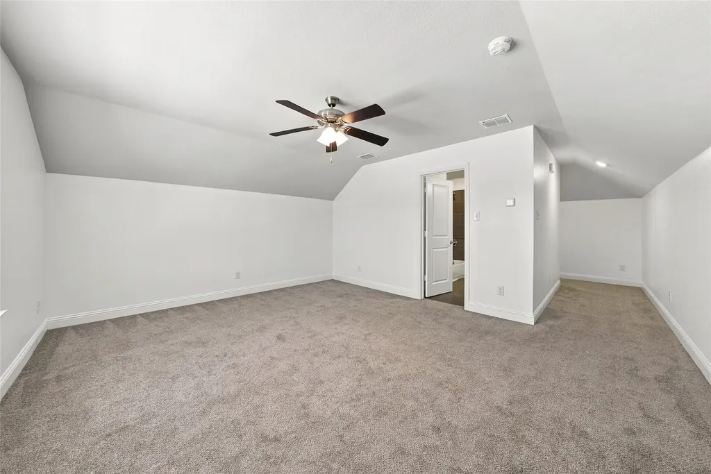 498 Oak Creek Drive Lavon TX 75166