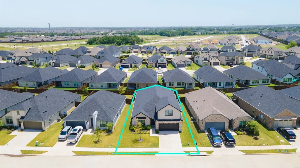 498 Oak Creek Drive Lavon TX 75166