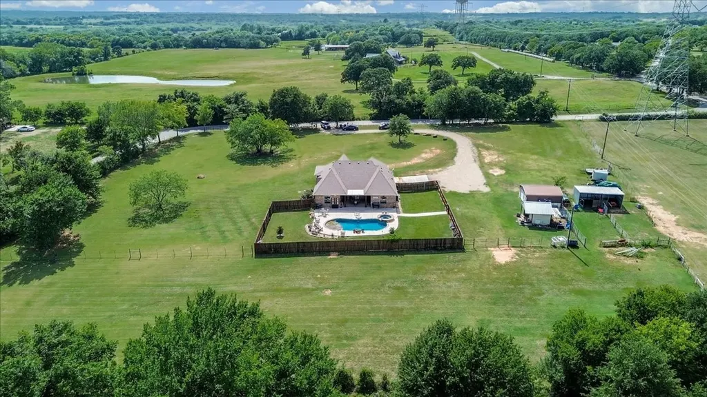 5345 County Road 707 Alvarado TX 76009