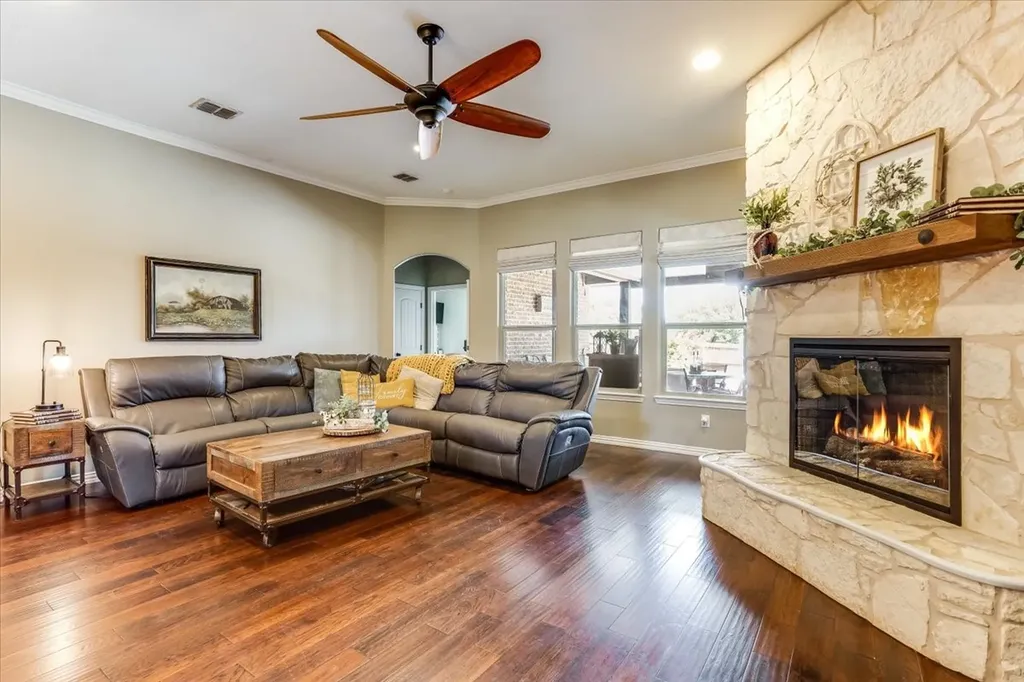 5345 County Road 707 Alvarado TX 76009