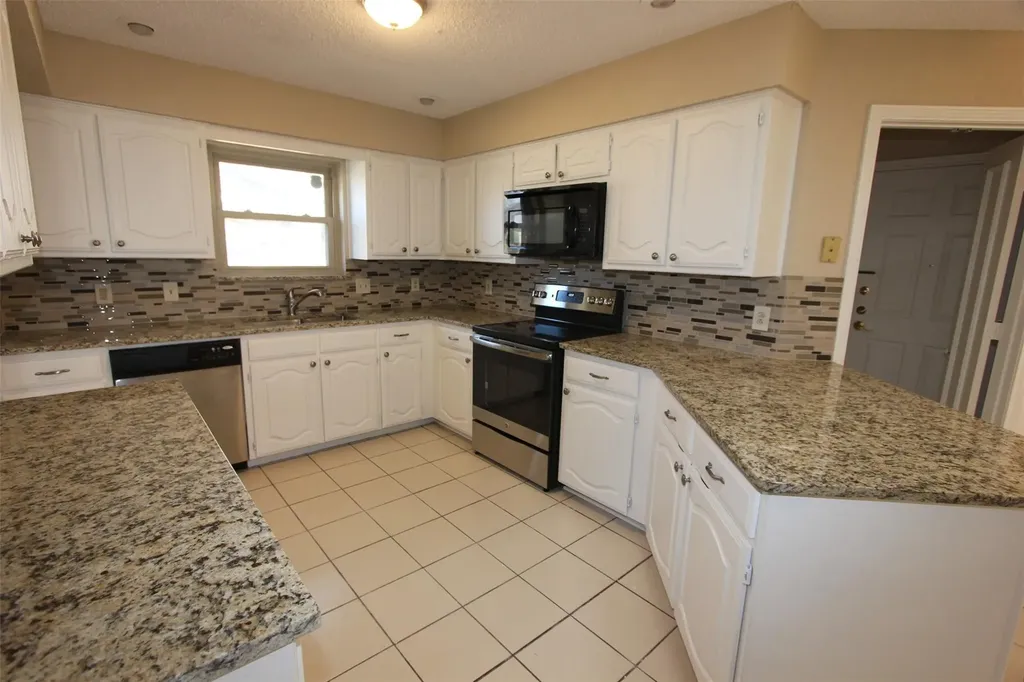 3504 Hilltop Lane Plano TX 75023