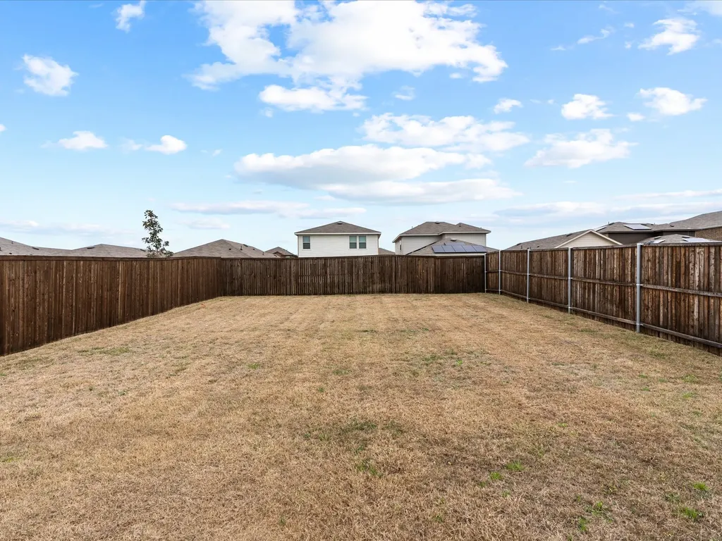 1041 Old Oaks Drive Forney TX 75126