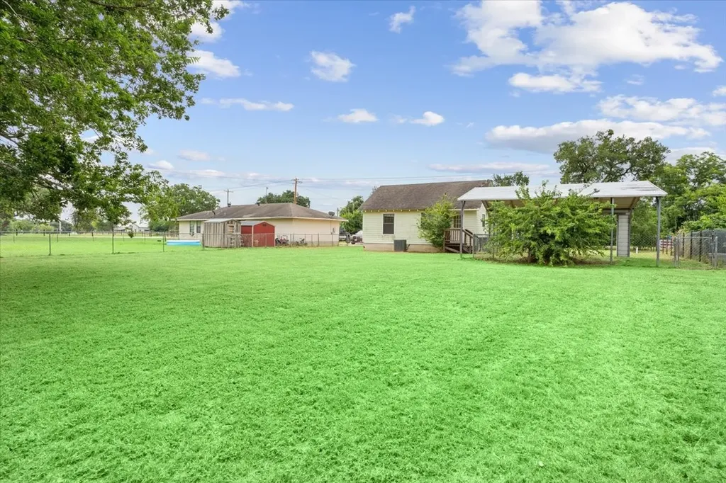 608 Ninth Street Hico TX 76457